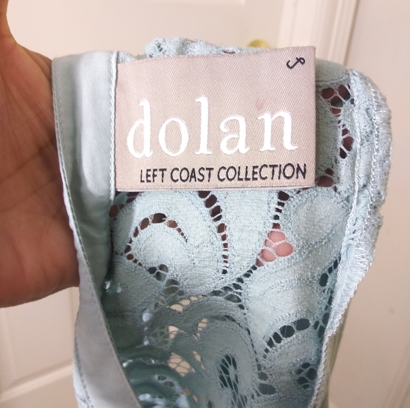 Anthropologie baby blue pleated V neck blouse - Picture 3 of 6